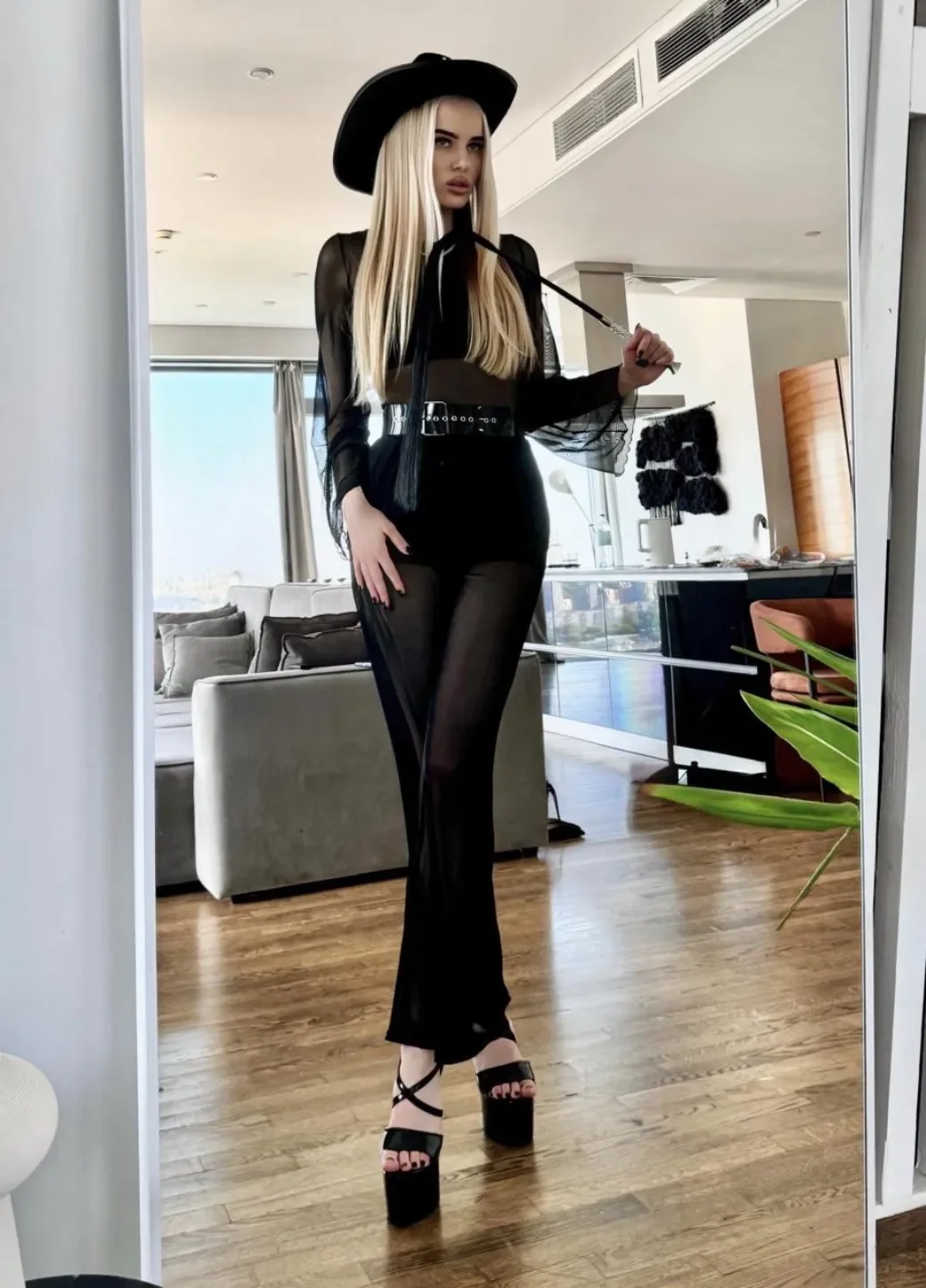 Alana sensual Sadist thumbnail 18