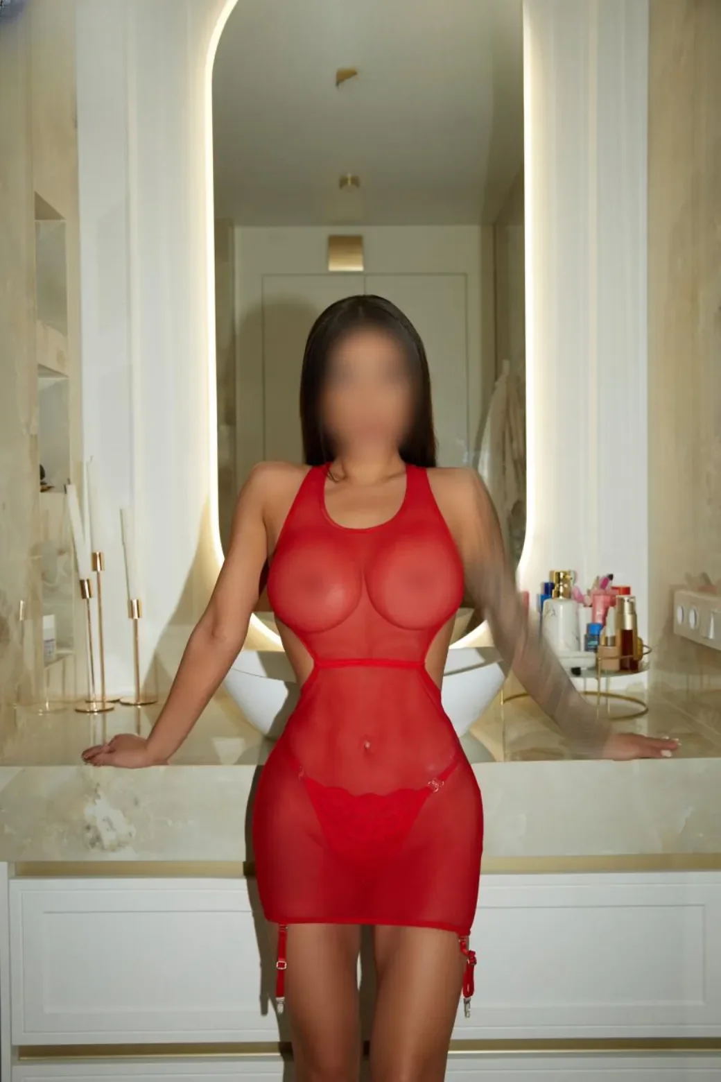 Alina Mayer thumbnail 7
