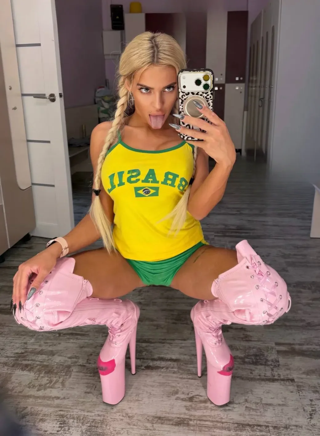Actress Movies Vika thumbnail 17