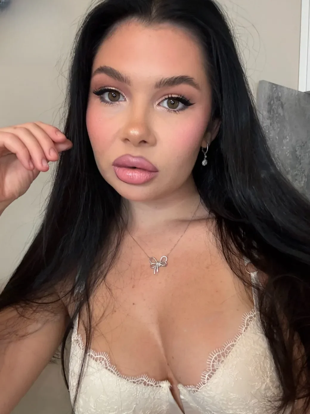 Polina thumbnail 12