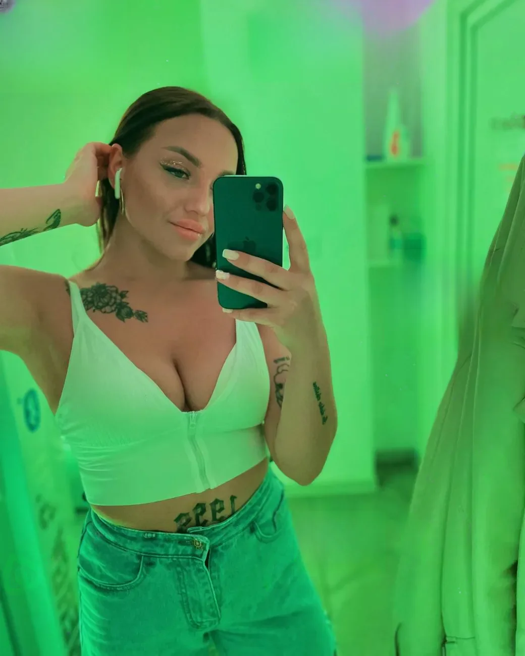 Olya thumbnail 8