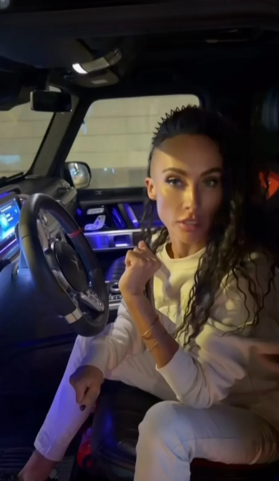 IREN SEX TANTRA