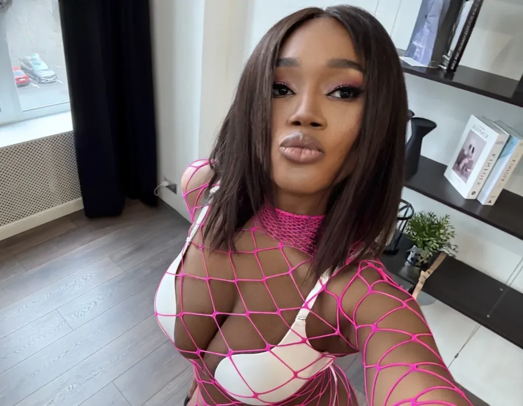 Alisha thumbnail 18