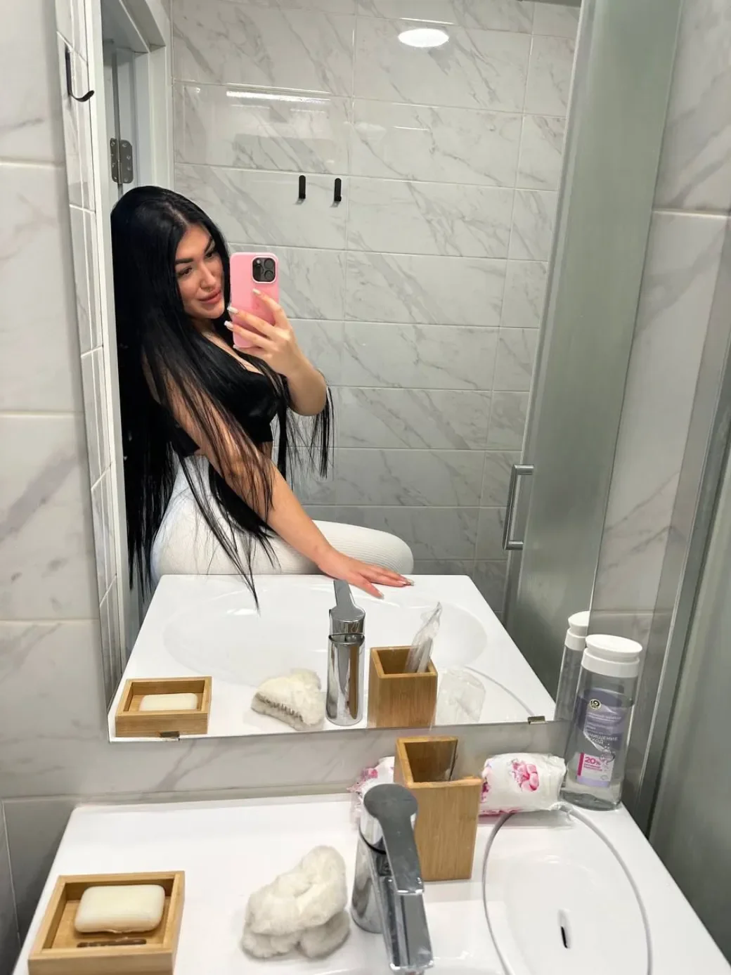 PUSSY NIKA thumbnail 5