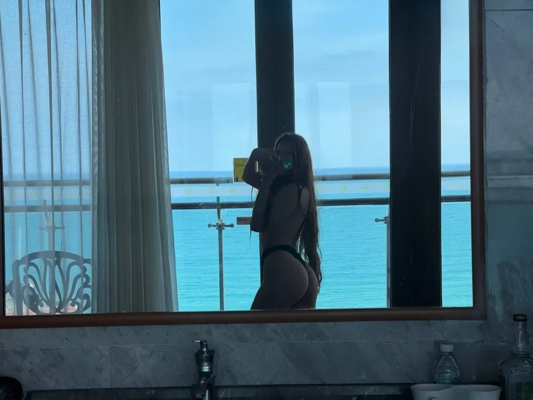 AuroraLove thumbnail 27