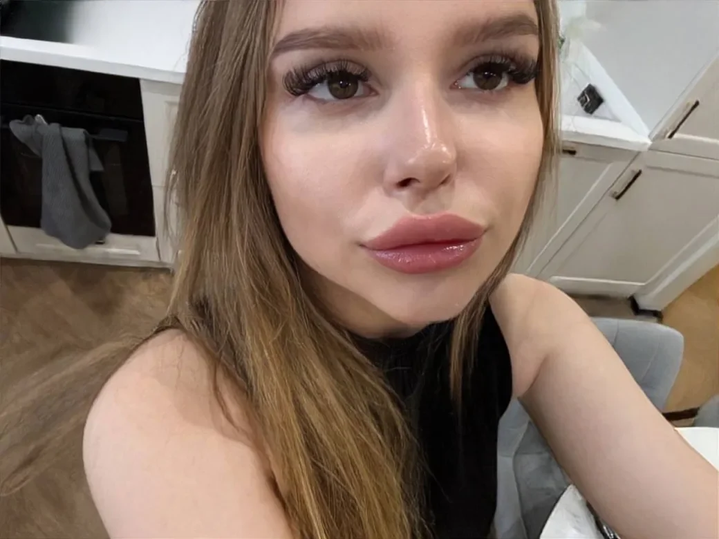 Nastasiya Reyvud thumbnail 13