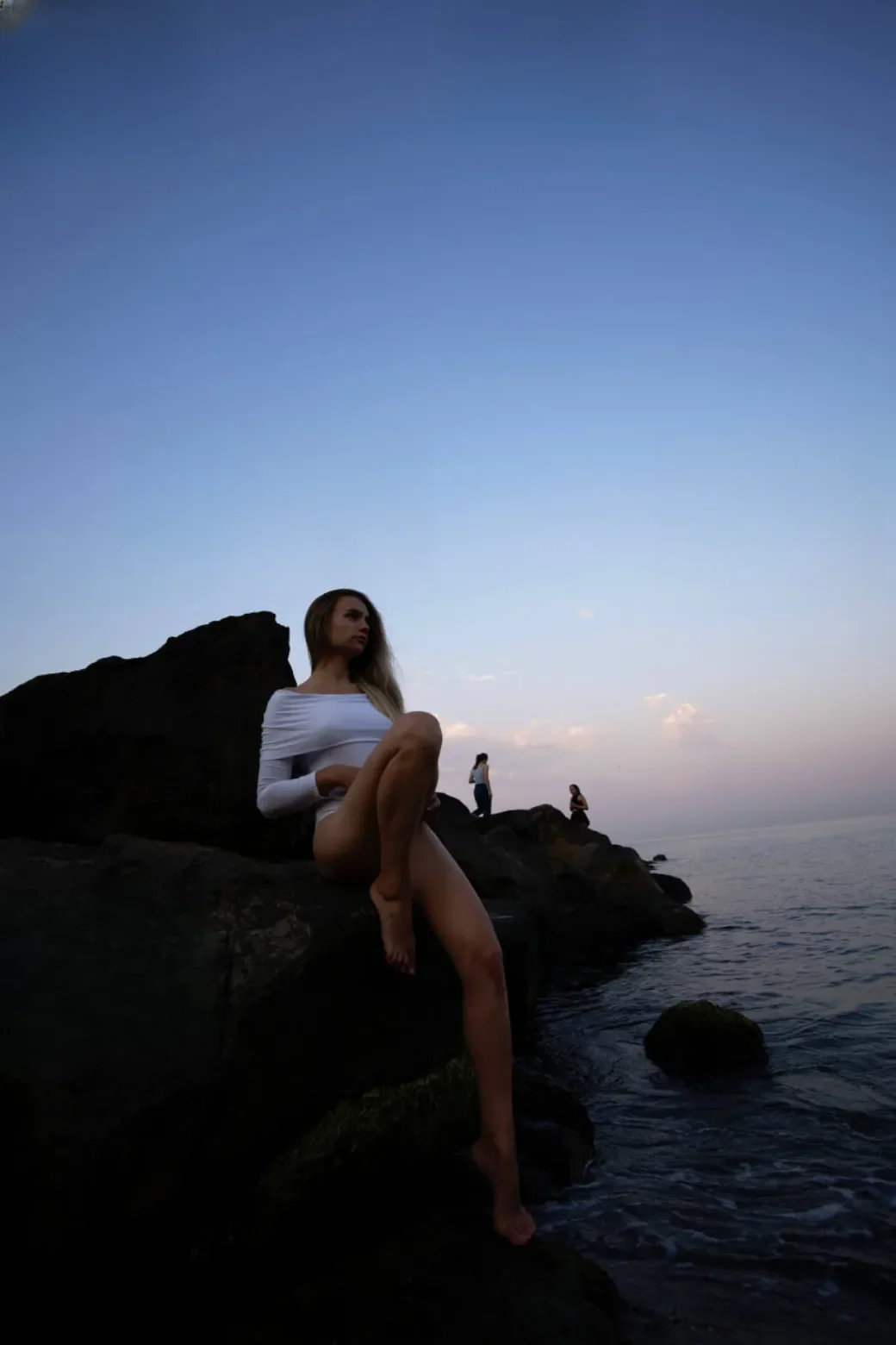 Erika thumbnail 2