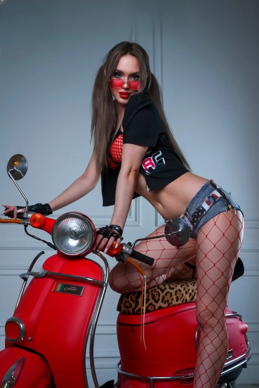Emmi thumbnail 10