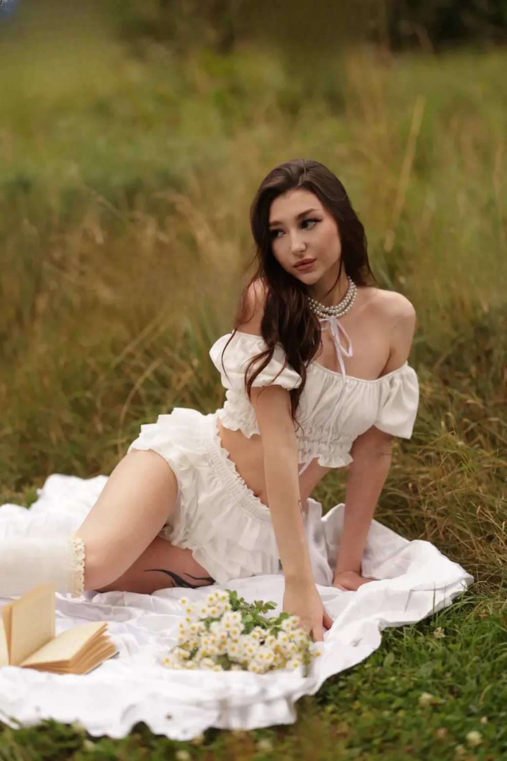 Aysha thumbnail 8