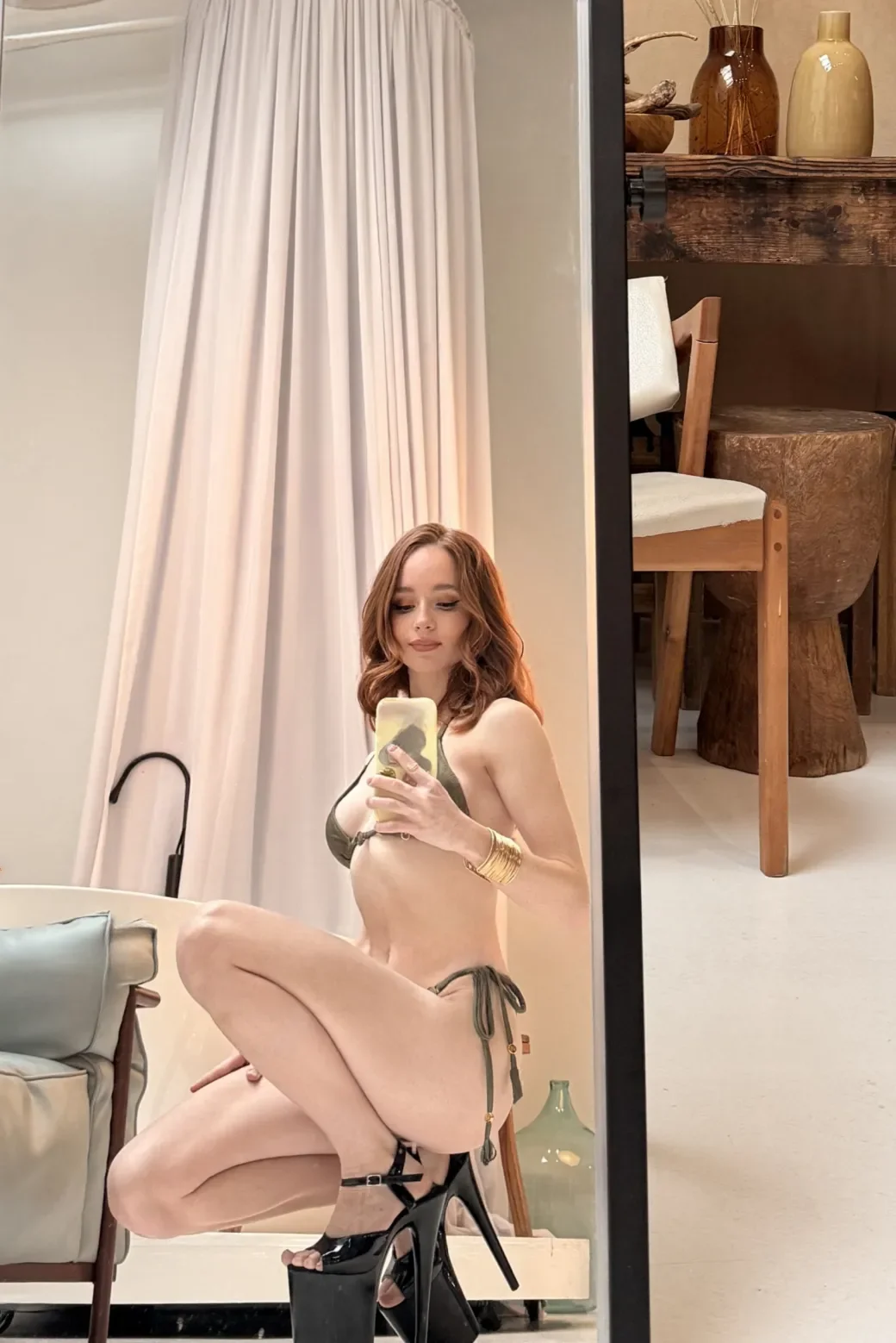 Sveta thumbnail 11